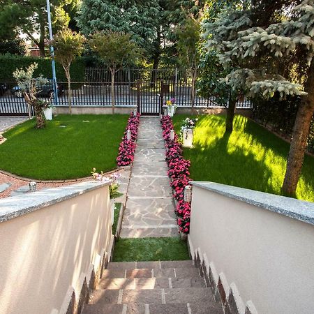 B&B Villa Aurora Brugherio Exterior foto